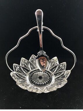 VTG Federal Glass Relish Dish, stamped 3/pieces. Sunflower crystal dish